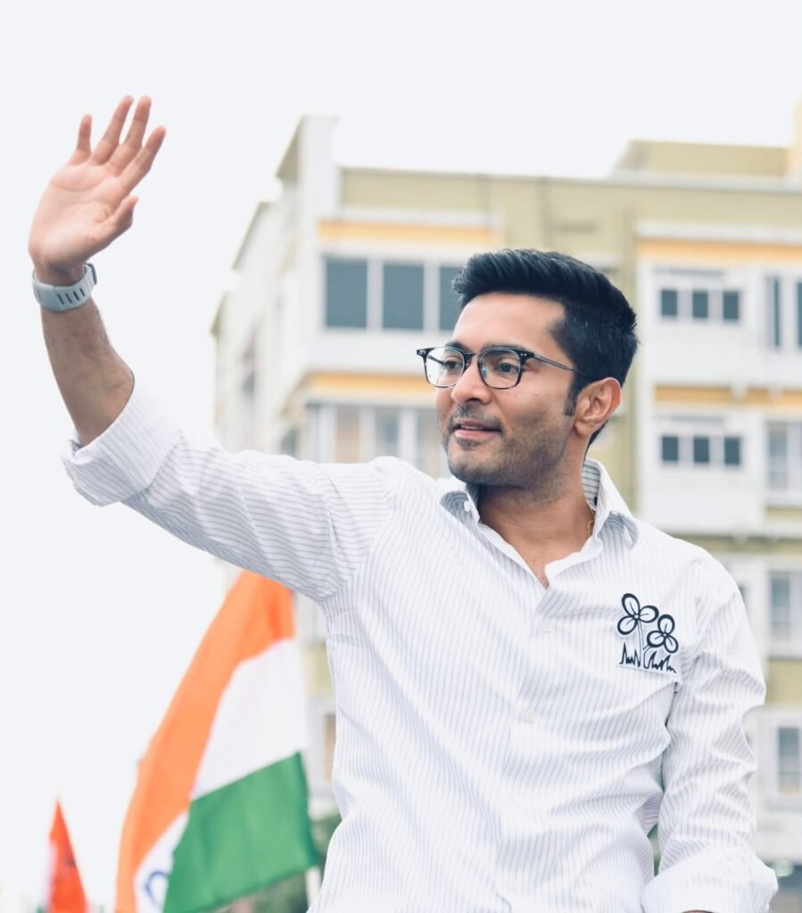 আজ যে রাজা, কাল সে ফকির
